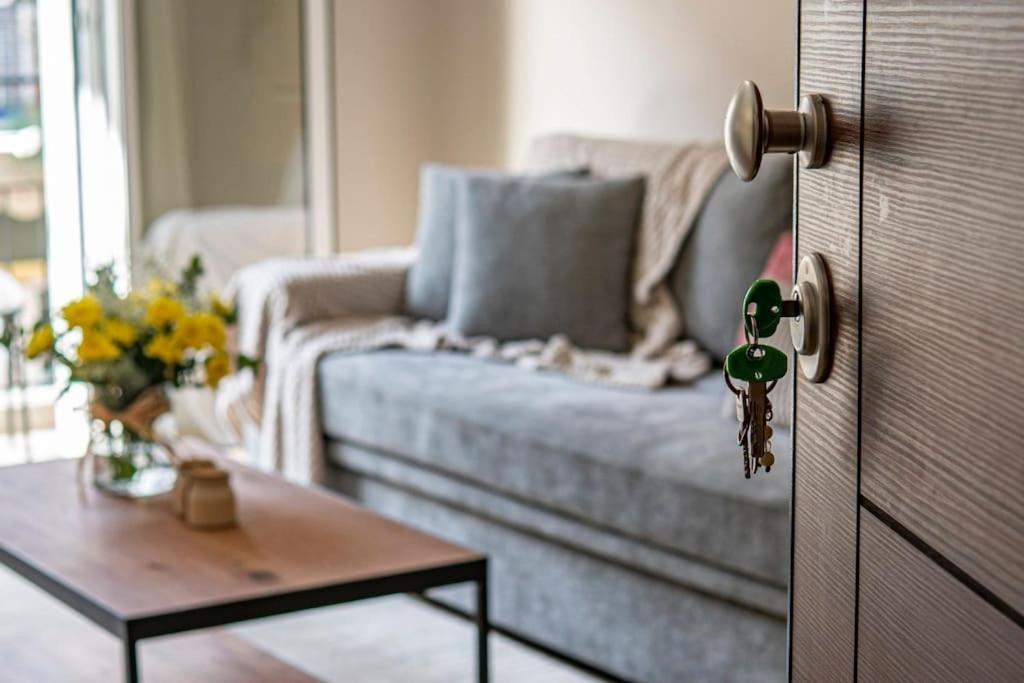 פרבזה Orfeas Apartment מראה חיצוני תמונה